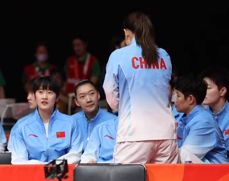 bevictor伟德官网客服都经历专业的培训相关图片